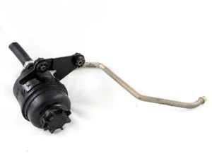 32416851217 BMW 3 Series E36 318IS 1.9 B 103KW 5M 4P POWER STEERING OIL TANK ( - Picture 1 of 4