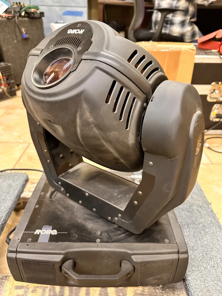 ROBE Colorspot 250 AT Rotating Gobo Color Robotic Light 230V - PARTS ONLY - Image 1 of 4