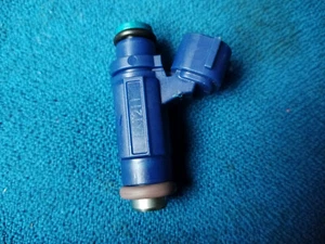 INYECTOR DE COMBUSTIBLE DUCATI PANIGALE 1299 1199 959 899 28040331A - Imagen 1 de 3