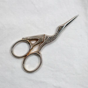 Vintage Gold and Silver Tone Stork Embroidery Scissors Marks Mundial - Picture 1 of 5