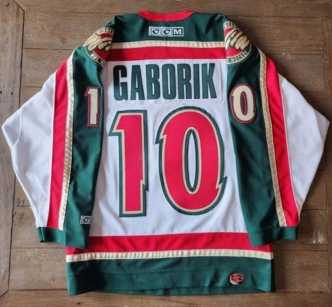 Vintage CCM Minnesota Wild Marian Gaborik #10 Official NHL Jersey Sz M w/Auto Cover