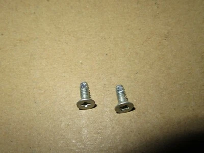 785O Champion Francia 2 Viti Fissaggio Telaio Solo Per Alpine Renault 1600S 1:20 - Immagine 1 di 2