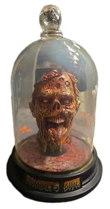 Cabezas de Horror Zombie Mordedura Cúpula de Vidrio Iluminado Escultura Hawthorn Village - Imagen 1 de 2
