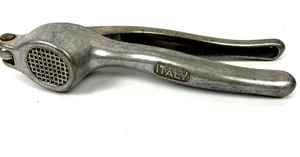 Vintage Original Italienische Aluminium 6,5" Knoblauchpresse - Guter Zustand - Bild 1 von 5