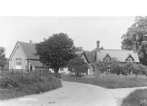 POSTAL DORSET SOUTHILL VILLAGE RPPC - Imagen 1 de 2