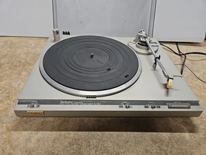Technics Quartz SL-Q350 Tested AT152MLP Cartridge Cover Hinges Broke - Picture 1 of 12