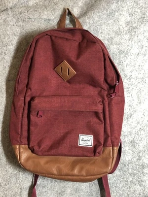 Mochila Herschel Heritage Granate Imitación Cuero Parte Inferior Laptop Mochila Unisex Foto 1 de 4