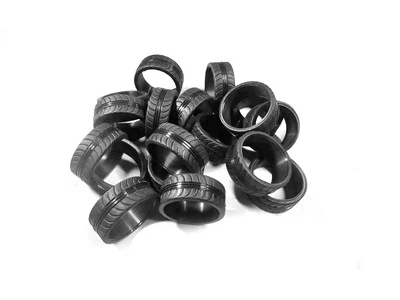 4x Reifen  1:18 Tuning Sportreifen echt Gummi 17-22 Zoll 25-35 mm Modellauto - Bild 1 von 4