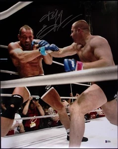Fedor Emelianenko Signed 16x20 Photo BAS COA Bellator Pride FC StrikeForce Auto - Picture 1 of 24