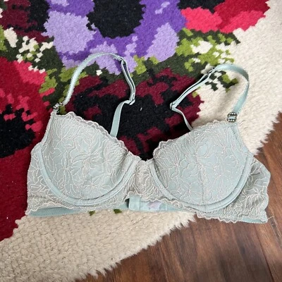 Gillian & O’Malley Size 34B Sage Green & Cream Lace Bra - Image 1 of 4