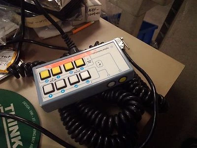 Controlador robot colgante Agilent HP E7085 Teach Foto 1 de 4