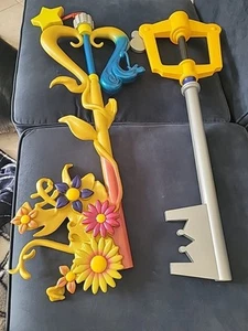 Disney Kingdom Hearts Keyblade Cosplay Spirit Halloween Lot of 2 - Picture 1 of 19