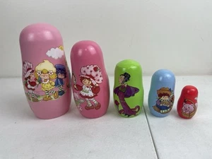 Juego de 5 muñecas apilables de madera Strawberry Shortcake 2003 raras - Imagen 1 de 4