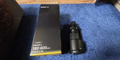Nikon NIKKOR Z 180-600mm f/5.6-6.3 VR Super Telephoto Zoom Lens - Image 1 of 4