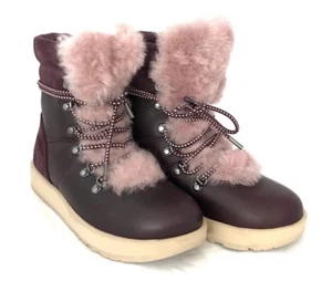 UGG Viki Waterproof Seam-Sealed Leather Suede & Sheepskin Women's Boots Sz 6.5 - Picture 1 of 12
