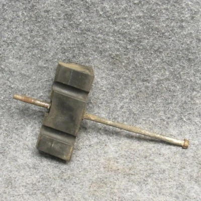 Ford Freestar 2004-2007 abrazadera de retención de batería cuña y perno OEM 37103 Foto 1 de 3