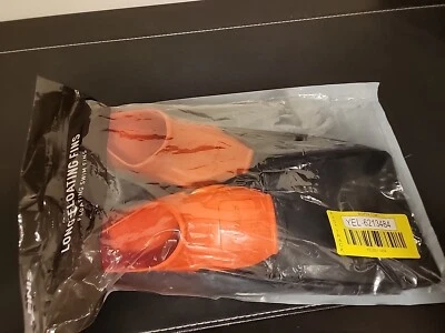 FINIS Childs Long Floating Swim Fins Swimming Snorkeling Youth 3-5 New In Box