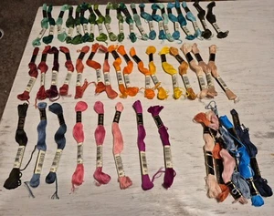 DMC Embroidery Floss Thread All 900's Lot of 47 Skeins Vintage - Picture 1 of 2