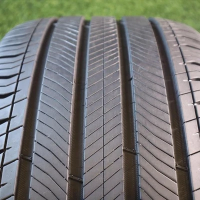 255 50 19 Michelin Primacy A/S MO 85% banda de rodadura 7/32 107H #26603 Foto 1 de 3