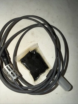 WABCO ABS SENSORS GKN AXLE 3600205 - Image 1 of 4