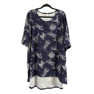 LuLaRoe Women's Plus Size Irma Tunic Style Top Animal Constellation Size 3XL New - Picture 1 of 7