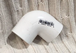 Pvc White 90 Degree Angle Size 1 1/4" - Picture 1 of 5