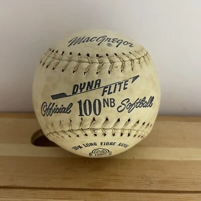 De colección MacGregor DYNA FLITE Oficial 100NB Softbol Con Caja Foto 1 de 4