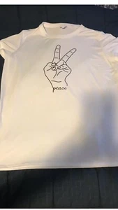 Camiseta LuLaRoe Liv Gráfica Mediana M Blanca Negra Paz✌️signo Rara Difícil de Encontrar - Imagen 1 de 3
