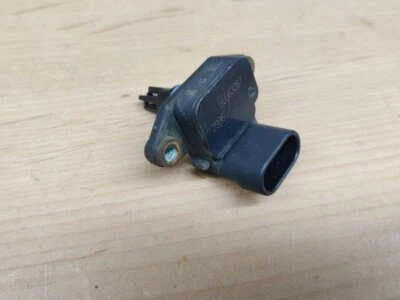 03-06 Saab 9-3 Turbocharger Boost Sensor Manifold Absolute Pressure 55563267 OEM - Image 1 of 3