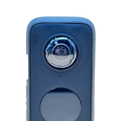 Insta360 X2 - 5.7K 360° Video 72MP 360° Photo 10m Waterproof Touchscreen - READ! - Image 1 of 4