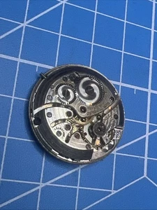 Juvenia Watch Movement And Dial - Repairs Parts Watchmaker Swiss 17 Jewels - Picture 1 of 11