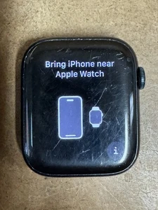 Montre GPS uniquement Apple Watch Series 9 45 mm noire lire description uniquement A15 - Photo 1 sur 12