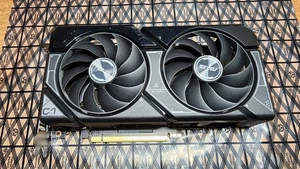 ASUS Dual OC GeForce RTX 4060 Ti 8GB RAM - Graphics Card - Picture 1 of 7