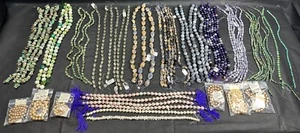 Konvolut feiner Schmuck Perlenstränge, Abstandshalter, Perlen, Pyrit, Feuerachat & andere - Bild 1 von 24