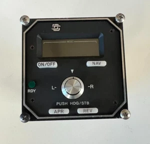 S-TEC Corporation AUTOPILOT control box P/N 0130-1  28VDC - Picture 1 of 3