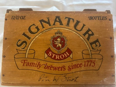 Strohs Signature Beer Crate Wood Sliding Lid 12 Pack Case Advertising Collectors - Image 1 of 4