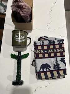 Alaska Souvenirs Lot Camp Becher Handtuch Totempfahl Geschirrtuch Camping - Bild 1 von 9