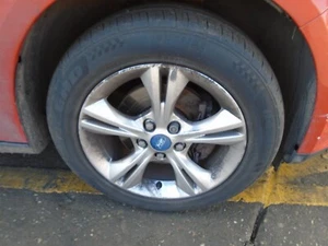 11 FORD FOCUS MK3 1.6 ZETEC 5DR OFFSIDE FRONT BRAKE CALIPER 10-19 BREAKING CAR - Picture 1 of 3