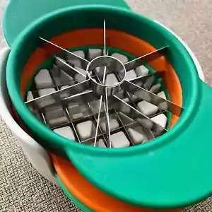 IKEA UPPFYLLD Fruit Cutter Set of 4 Orange Green Stackable Dishwasher Safe Used - Picture 1 of 9