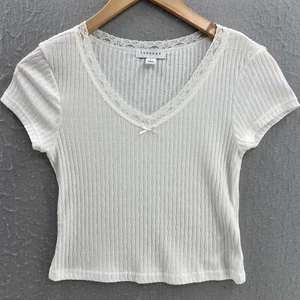 Top Topshop Mujer 4 Blanco Bebé Camiseta Cuello en V Manga Corta Acanalado Encaje Corto Elástico - Imagen 1 de 9