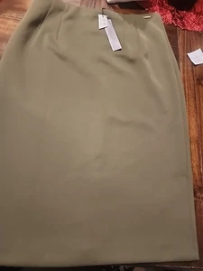 T Tahari Olive Green Pencil Skirt Size M Career Capsule Wardrobe Minimalist Midi - Picture 1 of 10