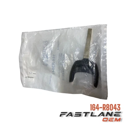 Ford Feista 2011-2016 llave hoja nueva OEM 164-R8043 Foto 1 de 4