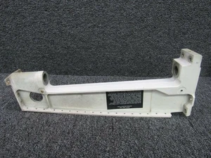 83652-011 Piper PA46-350P Trunnion Main Gear RH - Imagen 1 de 6