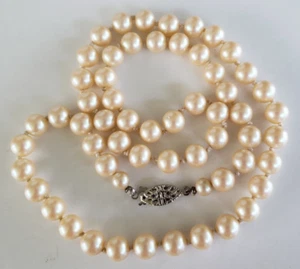 Vintage Faux Pearl 8mm Bead Choker Necklace Knotted 22" Silver Tone Fish Hook - Picture 1 of 6