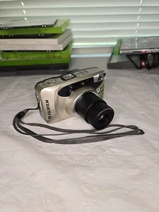VTG Fujifilm Zoom Date 90 Point & Shoot 35mm Camera FugiFilm Tested - Picture 1 of 8