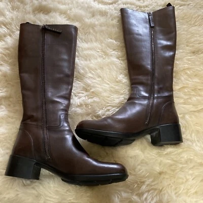 Botas Prada Linea Rossa de cuero marrón hasta la pantorrilla con cremallera talla 36,5/talla EE. UU. 6,5 Foto 1 de 4