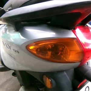 PILOTO INTERMITENTE TRASERO IZQUIERDO para PIAGGIO FLY 125 2006 95239 - Imagen 1 de 8