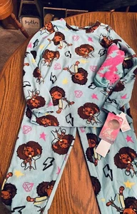 New~”Karma's World”~Long Sleeve~Soft/Comfy~Pajama Set w/ Cozy Socks~ Size M(8) - Picture 1 of 1