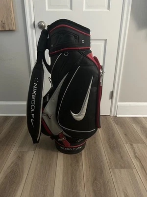 RARE Nike Golf VR Tour Bag - Black & Red USED - Image 1 of 4