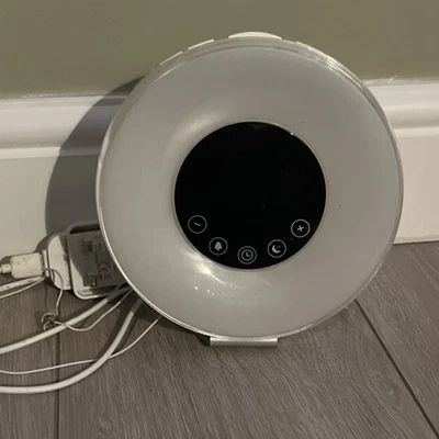 Wake-up Light Alarm Clock with Sunrise Simulation Colour Changing USB VGC - Image 1 of 4